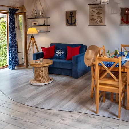 Semesterbostad Slowicze Gniazdo Kopalino