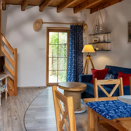 Slowicze Gniazdo Holiday home *